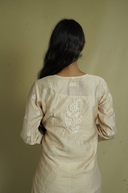 Chanderi Chikankari long kurti with pockets.
