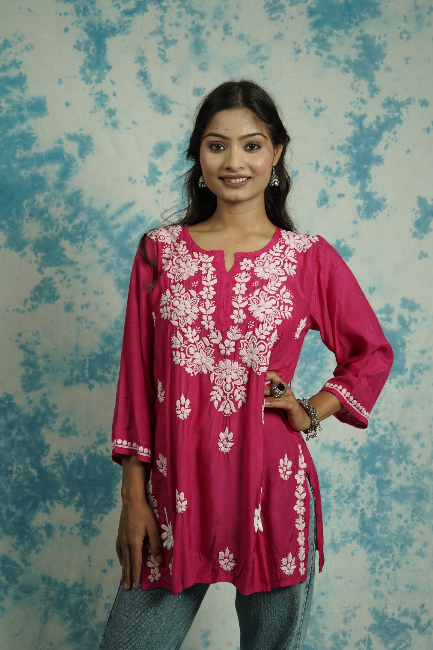 Muslin Short Chikankari kurti